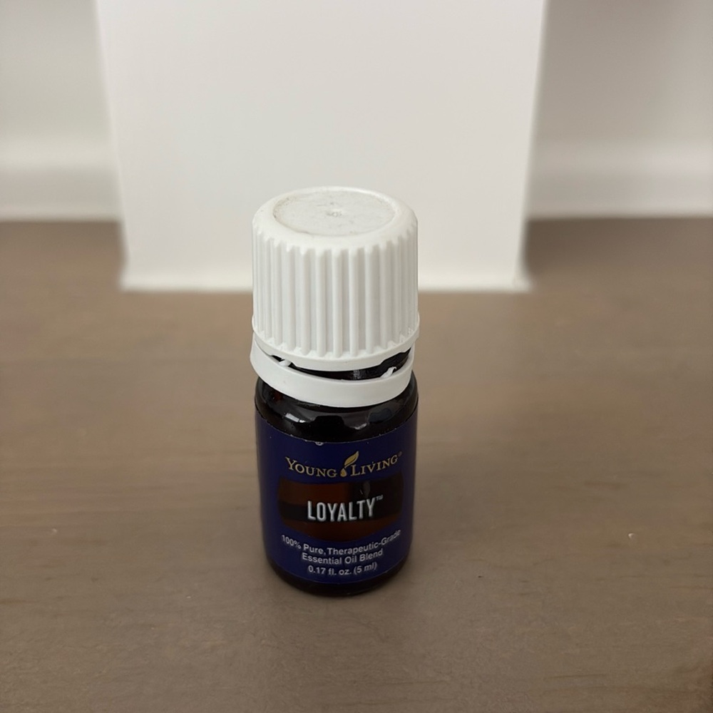 Loyalty 5ml essential oil blend young living